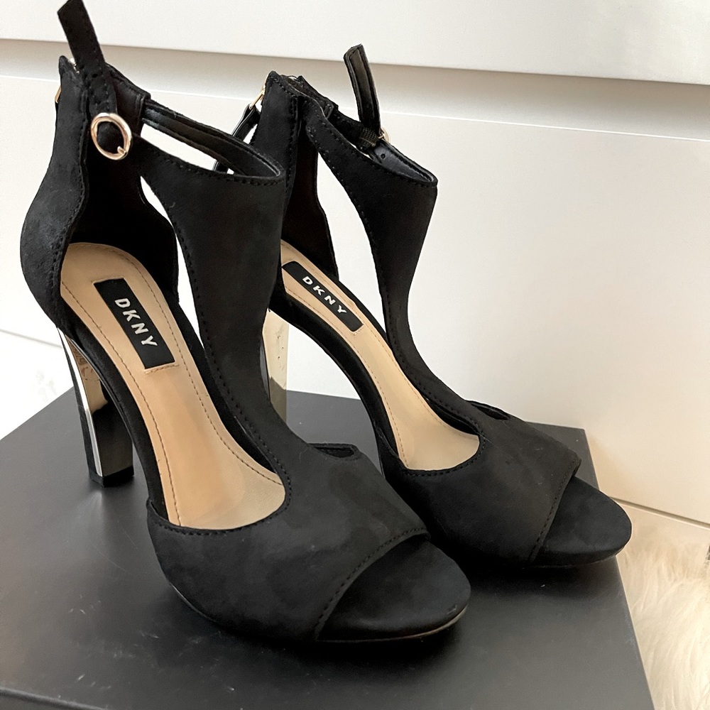 DKNY heels